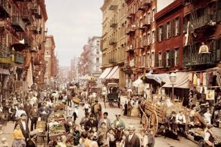 Foto: Annimo, 1900 Mulberry Street. El corazn del distrito italiano en el Lower East Side y al mismo tiempo uno de los lugares ms poblados del planeta.
