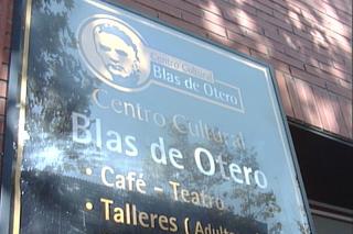 Convocados el certamen de relato breve y el de poesa del centro cultural Blas de Otero