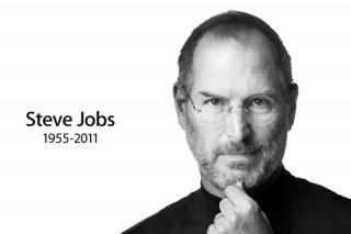 La muerte de Steve Jobs irrumpe en Mundo 2.0. Foto: La home de la web de Apple dedicada hoy a su fundador