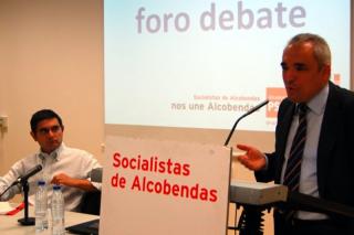 Los socialistas de Alcobendas analizan las propuestas del candidato Rubalcaba