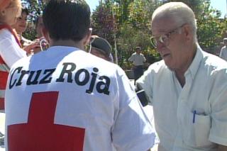 Los mayores de Colmenar Viejo analizan el ro Manzanares con ANAPRI y Cruz Roja.