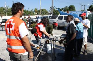 Cruz Roja Espaola busca voluntarios en la zona norte de la regin