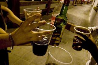 El 63% de los madrileos consumen alcohol al menos una vez al mes