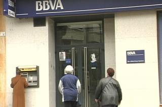 La Guardia Civil detiene a 6 personas que trucaban cajeros automticos para quedarse con el dinero de los clientes
