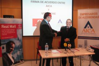 Convenio de colaboracin entre AICA y Vodafone