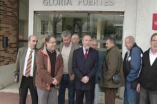 Los diputados regionales del PSOE, Juan Barranco y Miguel Aguado, se hacen eco de los recortes en los centros de da de Sanse
