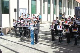 Gran acto institucional en la Plaza Mayor de Alcobendas para celebrar el Da de Europa