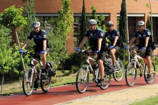 Los agentes de San Sebastin de los Reyes tambin patrullan en bicicleta