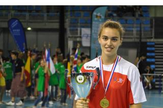 Una jugadora de Colmenar Viejo, Campeona del mundo escolar de voleibol con la Seleccin de Espaa juvenil