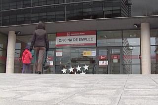 El paro vuelve a crecer en la Comunidad de Madrid y afecta al sector servicios