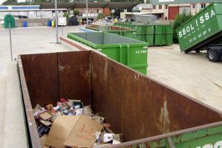 Paracuellos de Jarama mejora el servicio de recogida de basuras y limpieza viaria.