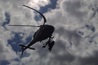 Los socialistas denuncian la intencin del gobierno regional de suprimir el helicptero del 112  de Lozoyuela