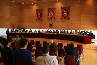 PSOE Tres Cantos denuncia que en 2012 el gobierno municipal ha dejado sin contestar 31 ruegos y preguntas