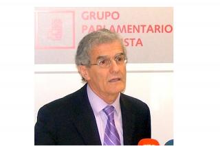 Jos Manuel Freire, diputado del PSM, insiste en que no hay ningn motivo para privatizar la gestin sanitaria