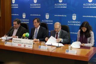 La voluntad de entendimiento rubrica el Pacto Local por el Empleo en Alcobendas.