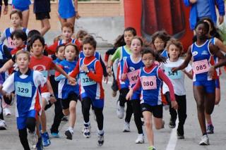 El domingo se celebra la primera jornada del torneo intercentros, la gran fiesta del atletismo escolar de Alcobendas.
