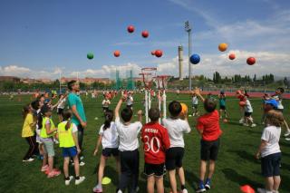 La Mini Olimpiada Escolar acoge a 3.600 nios de Tres Cantos