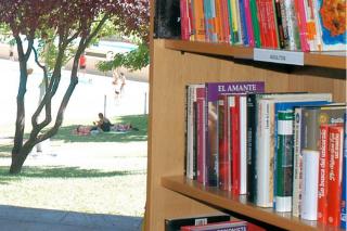 La bibliopiscina de Alcobendas acaba de ser inaugurada para este verano. 