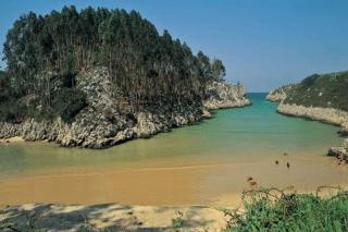 Las playas de Asturias, un destino para disfrutar de nuestras rutas de verano.