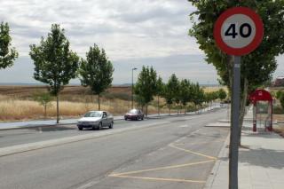 El ayuntamiento de Paracuellos amplia el lmite de velocidad de siete calles en Miramadrid.