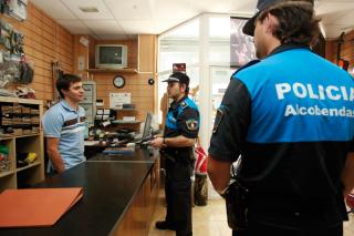 La Polica de Alcobendas recordar a comerciantes e industriales medidas de autoproteccin ante los robos.