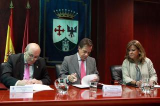Alcobendas ratifica su apoyo a Cruz Roja, APAMA y la asociacin de alcohlicos annimos.