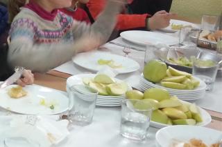 El servicio de comedor de un colegio público de Tres Cantos, uno de los mejores de la región