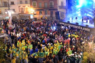 Colmenar Viejo vivir con frenes su multitudinario Desfile de Carnaval. 