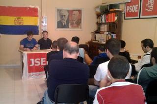 Juventudes Socialistas de Colmenar Viejo debatieron sobre una futura Repblica 