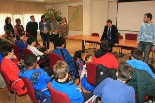 Alumnos de 6 de Primaria del colegio Ciudad de Columbia visitan el Ayuntamiento de Tres Cantos