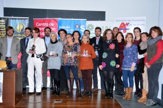El ayuntamiento de Sanse entrega los premios a los mejores escaparates de 2014