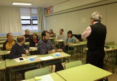 El centro de educación de adultos de la sierra norte participa en un proyecto con otros dos centros de Cataluña