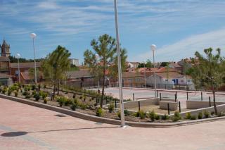 Los vecinos de La Magdalena, en Colmenar, ya pueden utilizar un nuevo aparcamiento de 79 plazas 