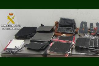 Detenida una mujer en el Aeropuerto Adolfo Suárez Madrid Barajas con 6.200 kg. de cocaína