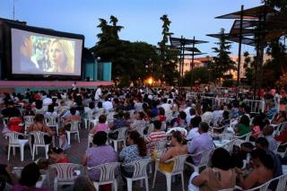 Los viernes de agosto continúa el cine al aire libre en el Parque de la Comunidad de Madrid en Alcobendas