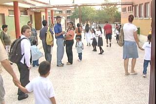El 55% de los estudiantes madrileños arrancan el curso escolar en centros públicos