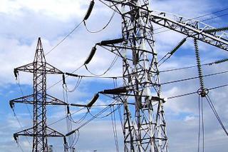 La CECU pide una reforma estructural del sector eléctrico