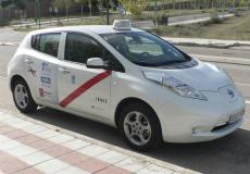 El primer taxi eléctrico de Madrid cumple un año de rodaje 