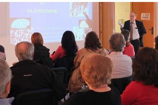 Conferencia con motivo del Día Mundial del Alzheimer en Paracuellos de Jarama