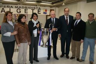 Caldern inaugura la exposicin del Real Madrid en Algete