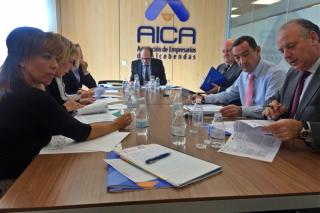 AICA reúne a su Comisión de Colegios para explicar cómo les afecta la reforma de la ‘Ley del Menor’