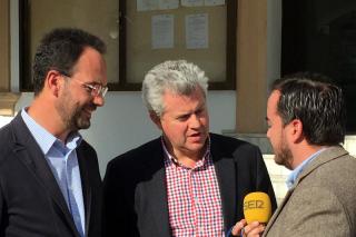 El portavoz del PSOE en el Congreso apoya la supresión del transbordo del metro en Tres Olivos