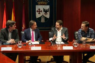 El Ayuntamiento de Alcobendas e InmediaStudio, empresa de tecnología virtual, firman un convenio de colaboración