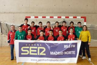 Cadena SER Madrid Norte y el Club Balonmano Sanse inician una nueva etapa de colaboracin y difusin del deporte en la zona norte de Madrid. Foto: Equipo de 1 Juvenil